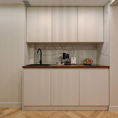367 Suite Fondary 1 - Superb Apartment In Parijs Buitenkant foto